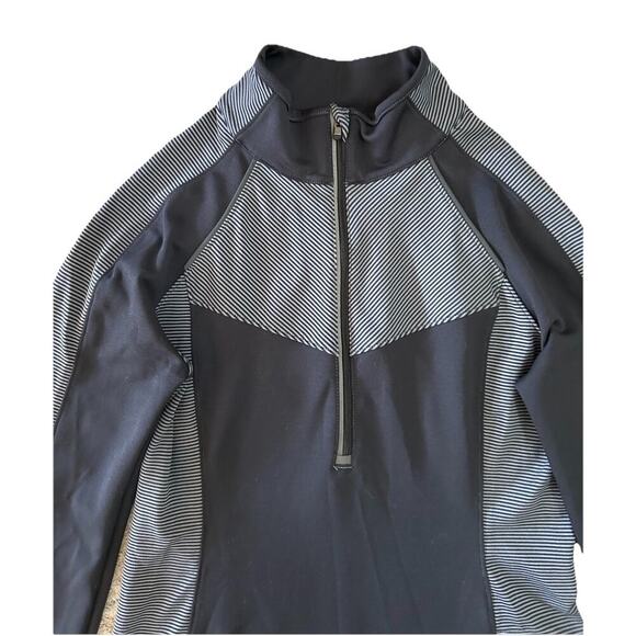 Athleta 1/2 Zip Long Sleeve Athletic Top Women's Size Small Black Gray Stripe - Picture 2 of 7